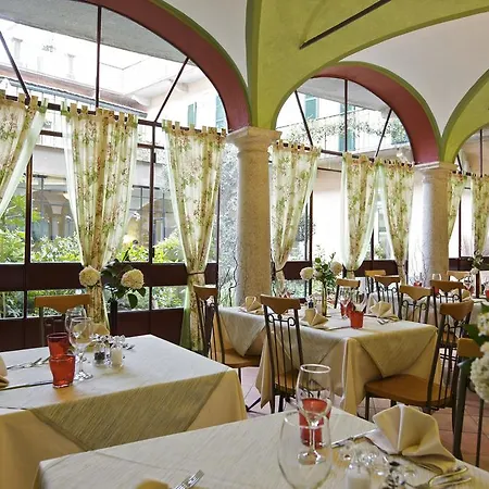 Pesce D'oro فندق