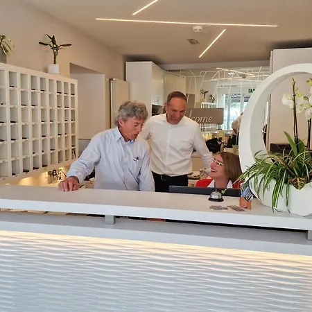 金鱼酒店 韦尔巴尼亚