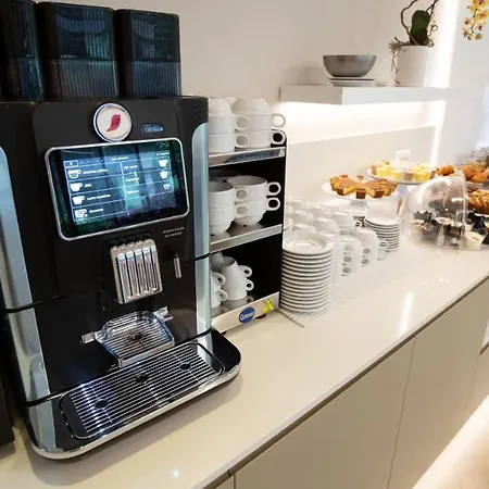 فندق Pesce D'oro فيربانيا