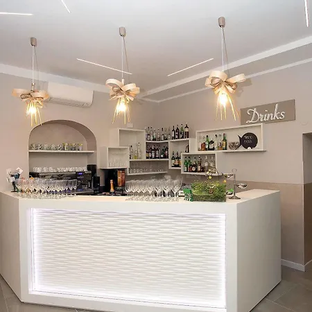 金鱼酒店 酒店 韦尔巴尼亚