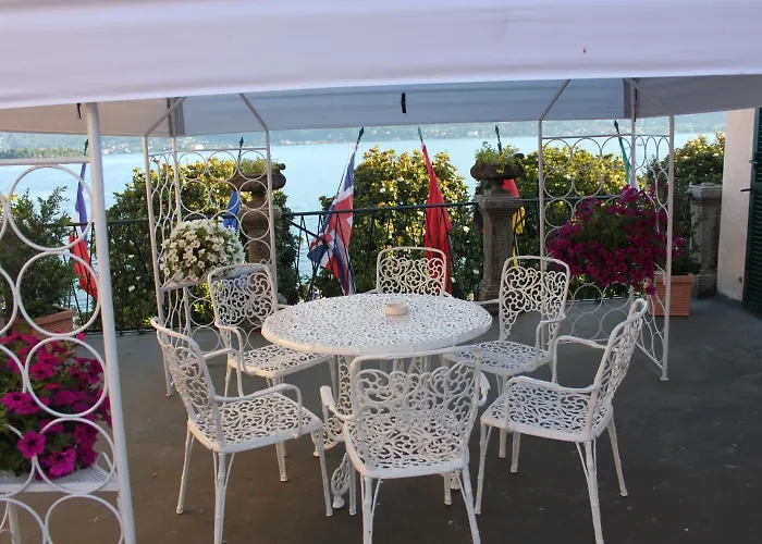 호텔 Pesce D'oro 베르바니아