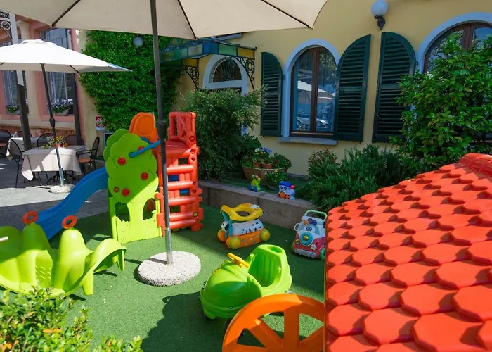 호텔 Pesce D'oro 베르바니아